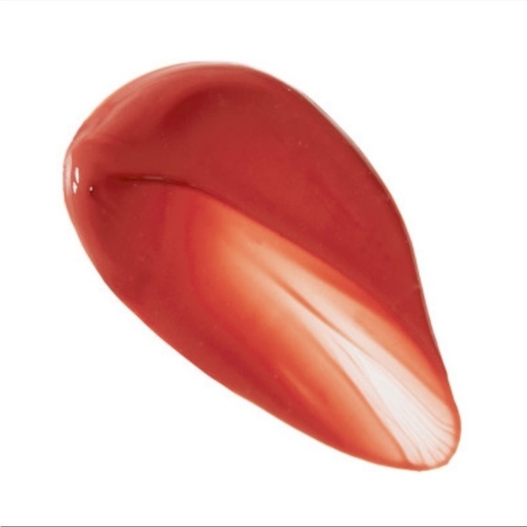 Charlotte Tilbury Tinted Love Lip & Cheek Tint - Picture 3 of 5